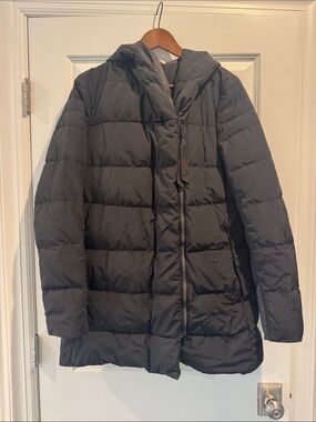 lululemon athletica Black Hooded Puffer Jacket